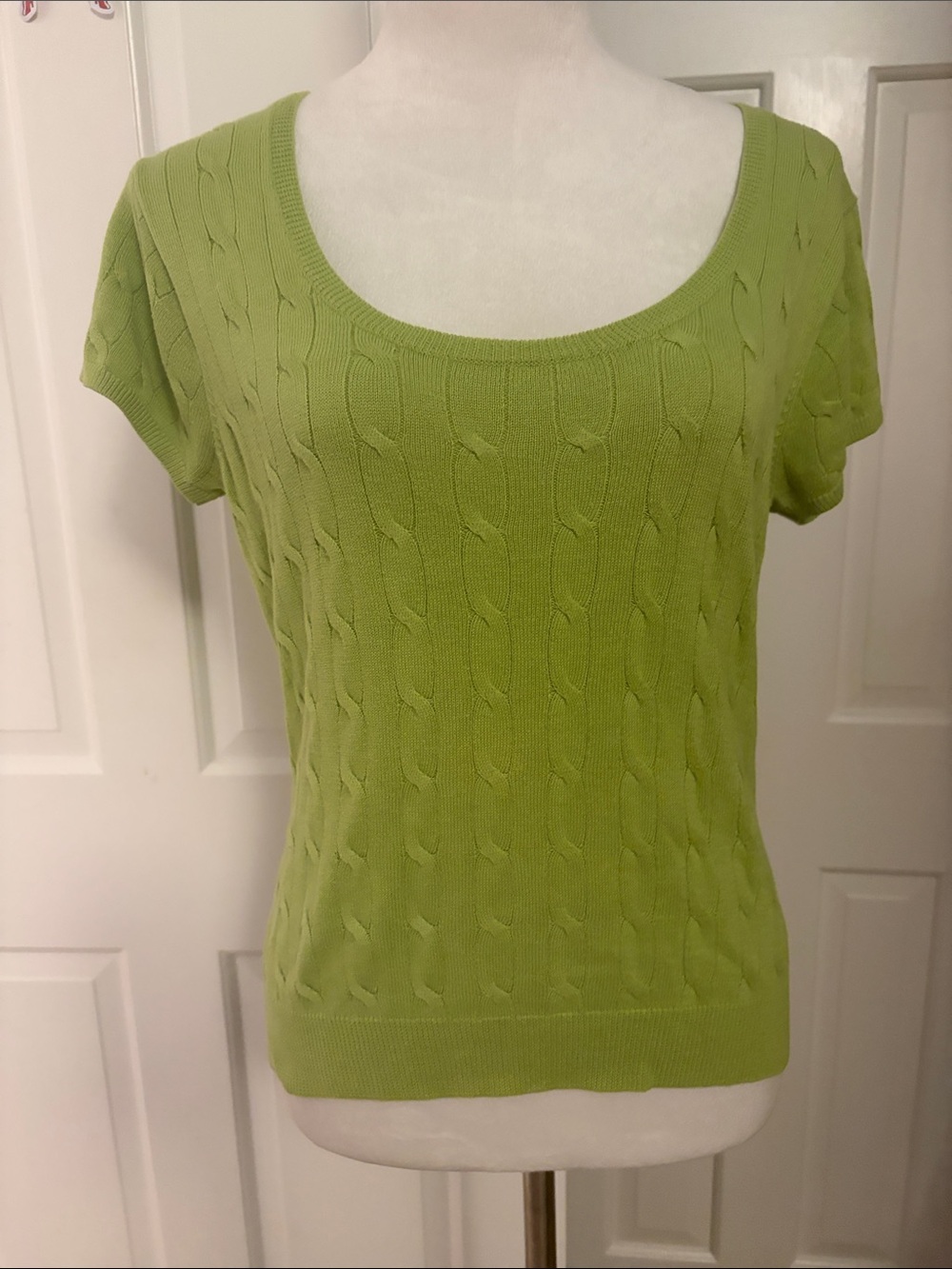 New York & Company Lime Green Scoop Neck Cable Knit Short Sleeve Sweater